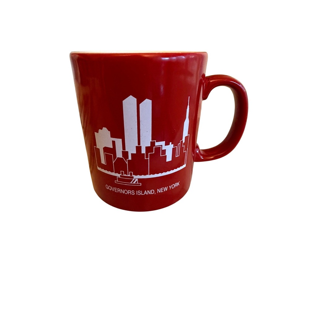Red Governors Island New York Skyline Twin Towers Vintage 90sCeramic Coffee Mug